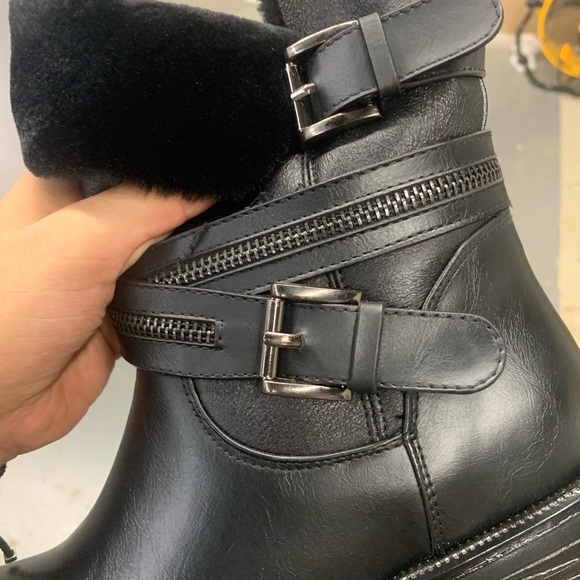 Faux Fur Lined Winter Boots in Black Faux Leather - Picture 8 of 14